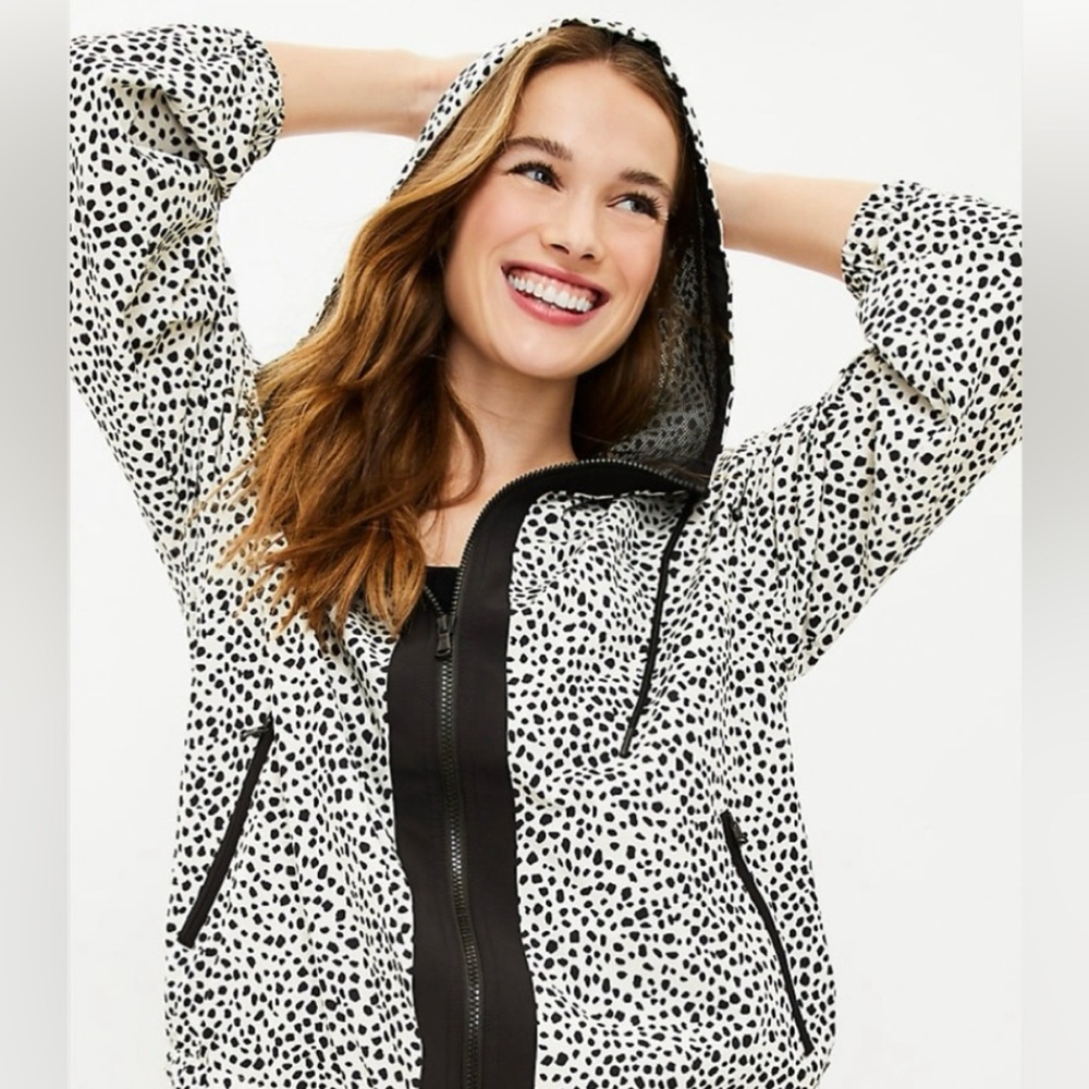 Lou & Grey White and Black Dotted Utility Hoodie Jacket